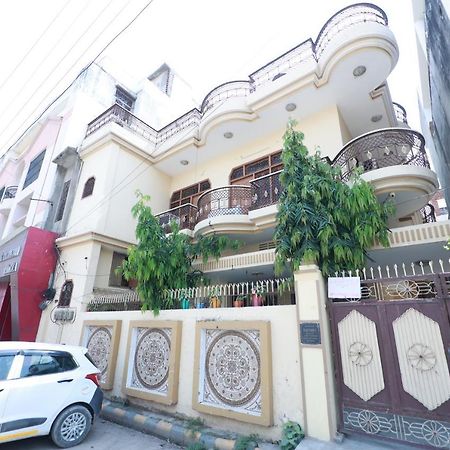 Kapoor Sahab Homestay : It'S A Home Away From Home. Βαρανάσι Εξωτερικό φωτογραφία